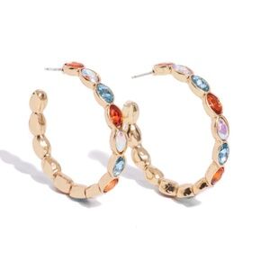 Pressing Princess - Gold Hoop Earrings